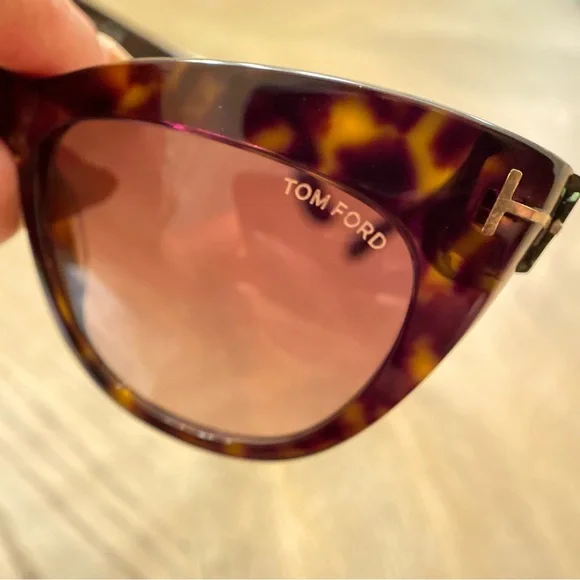 NWT TOM FORD Nika Cat Eye Sunglasses #TF523 - Picture 6 of 12